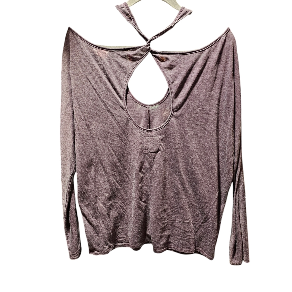 Chaser Cold Shoulder Top - Picture 2 of 2